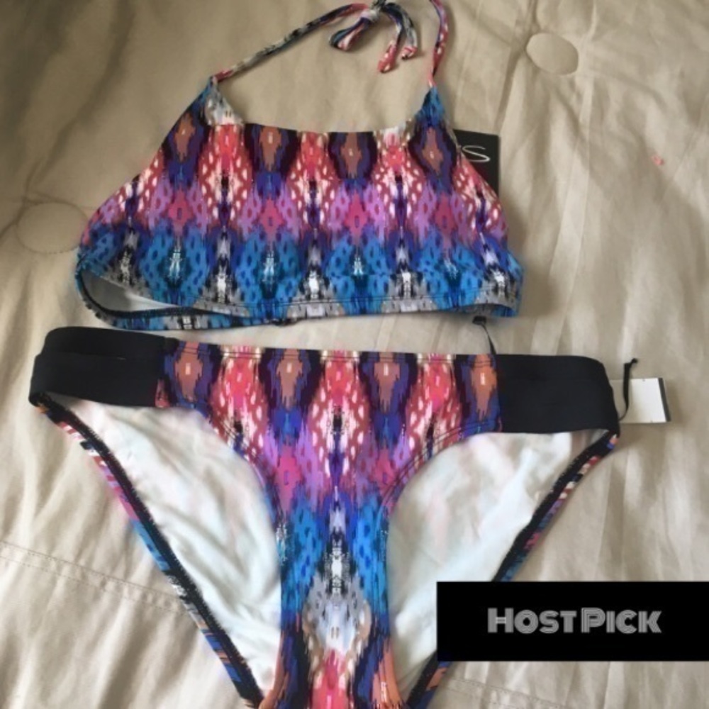 Women’s size small Skye Swimwear Mojave bikini
